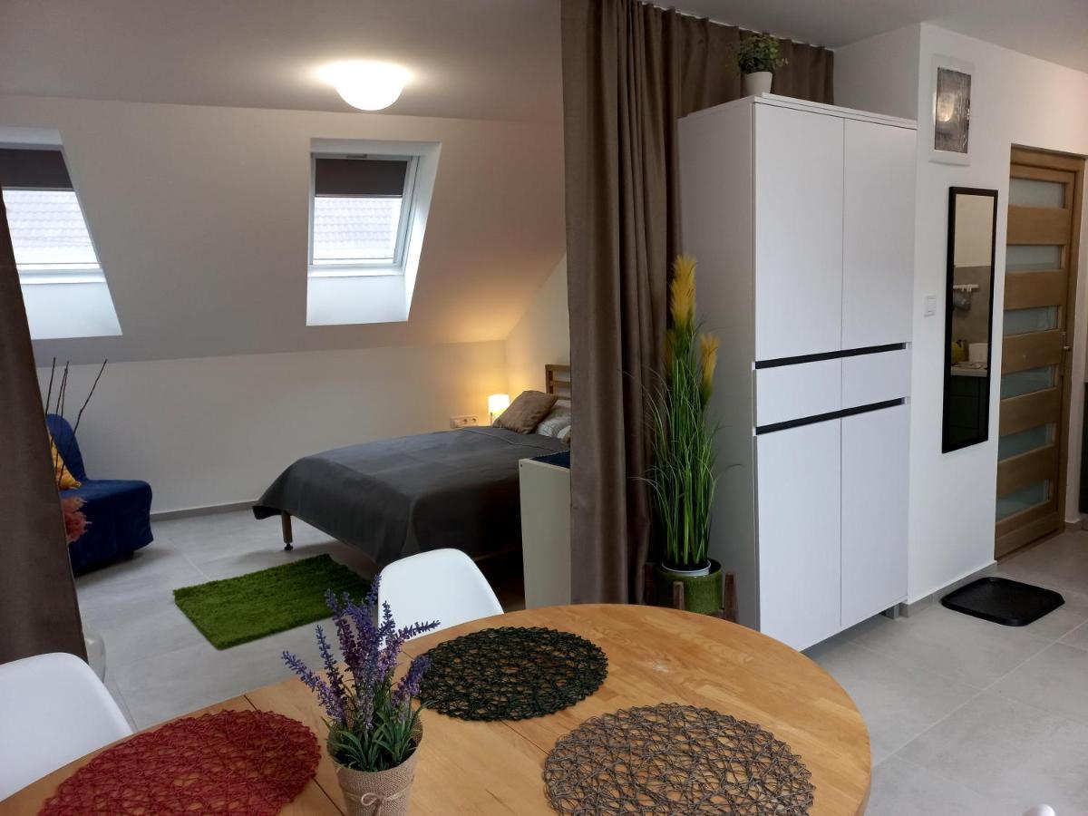 Major11 Apartman - Zsolnay Negyed Печ Экстерьер фото